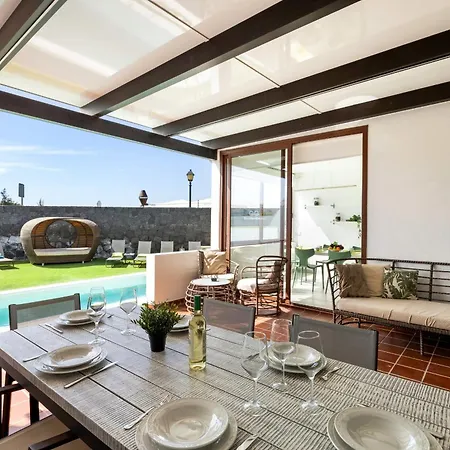 Sea Breeze Jarea By Escape Villa