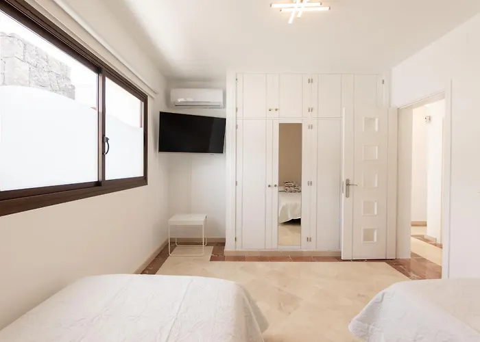 Sea Breeze Jarea By Escape