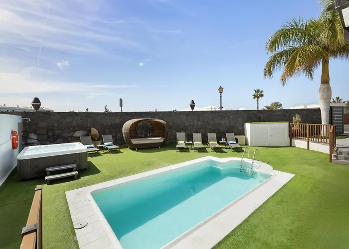 Sea Breeze Jarea By Escape Villa